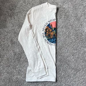 New with tags Northface long sleeve tshirt size S